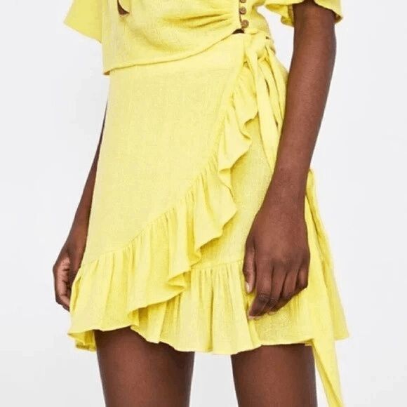Zara bright lemon yellow wrap mini skirt ruffle hem XS - Picture 2 of 10
